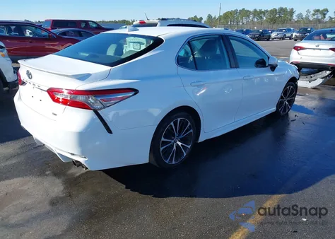 2019 Toyota Camry Se z USA, uszkodzony, nr VIN 4T1B11HK7KU716824
